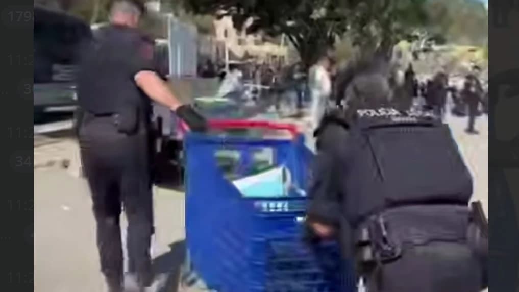 Vídeo: desmantelan de nuevo el mercadillo de los ilegales en el Trampolín