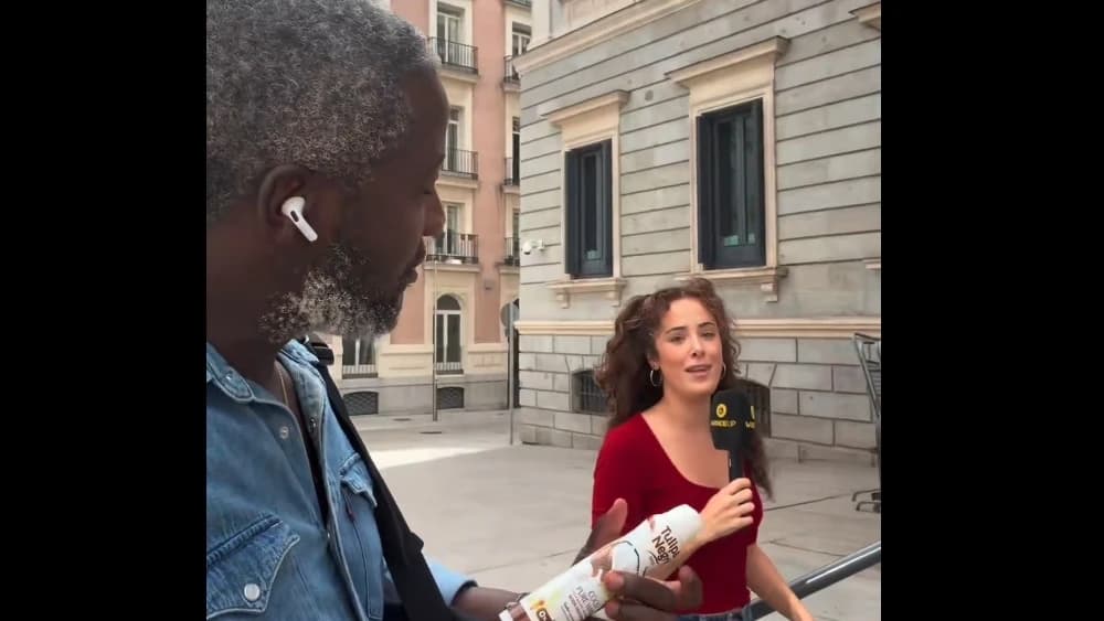 Vídeo: Ndongo y el spray de desodorante que Woke Up vendió como ataque