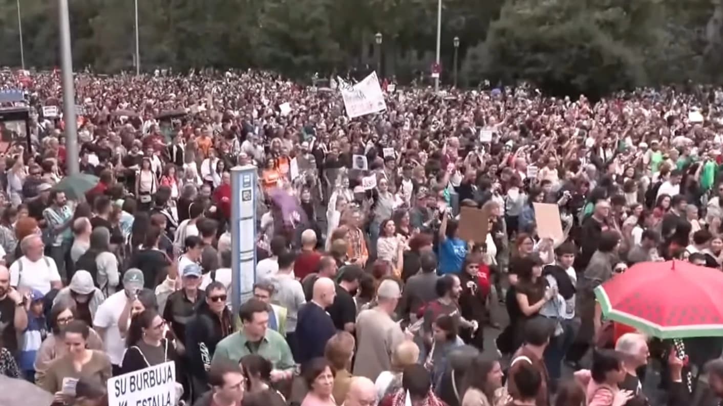 La ridícula huelga general que llega ocho años tarde y apunta a la oposición