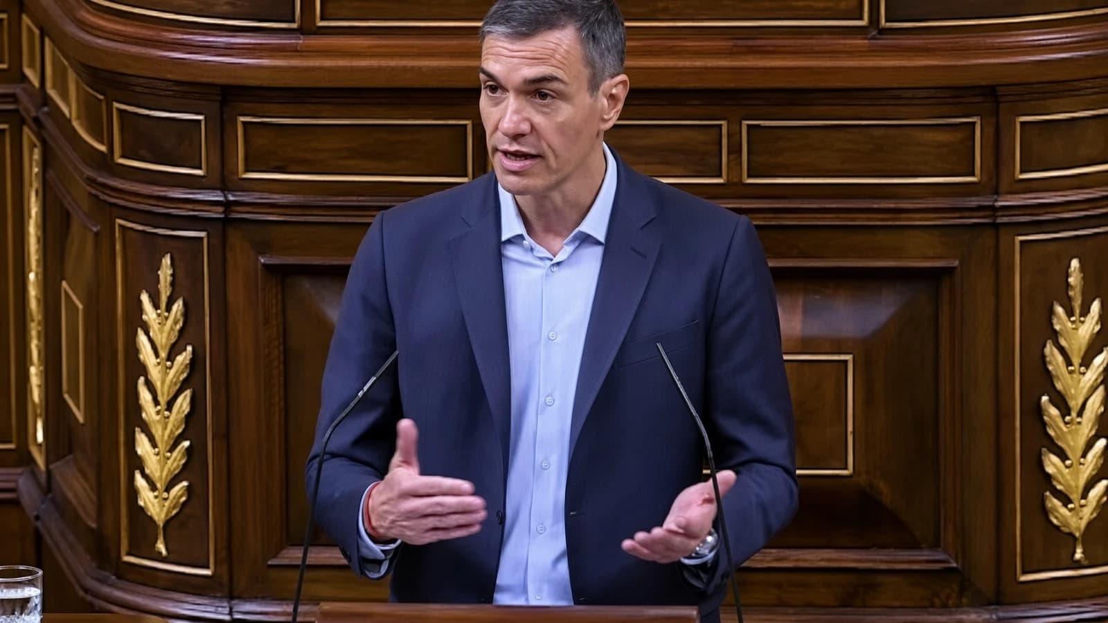 Pedro Sánchez mintió: prometió transparencia en Ceuta y ocultó la invasión naval marroquí