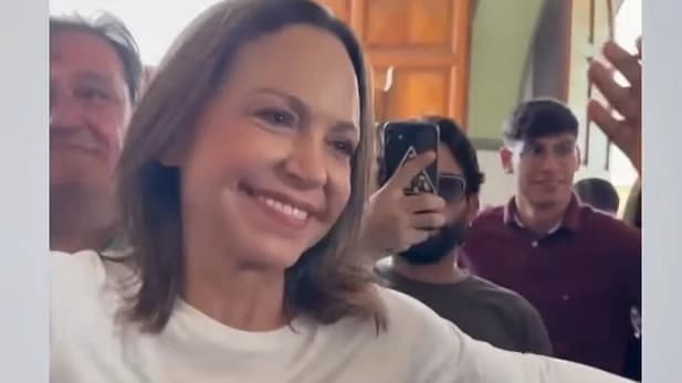 Maria Corina Machado reaparece en Venezuela tras 10 meses y desafía el veto del régimen