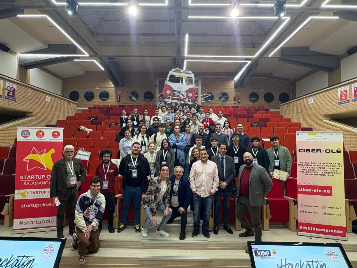 Almería, punto clave para el futuro digital