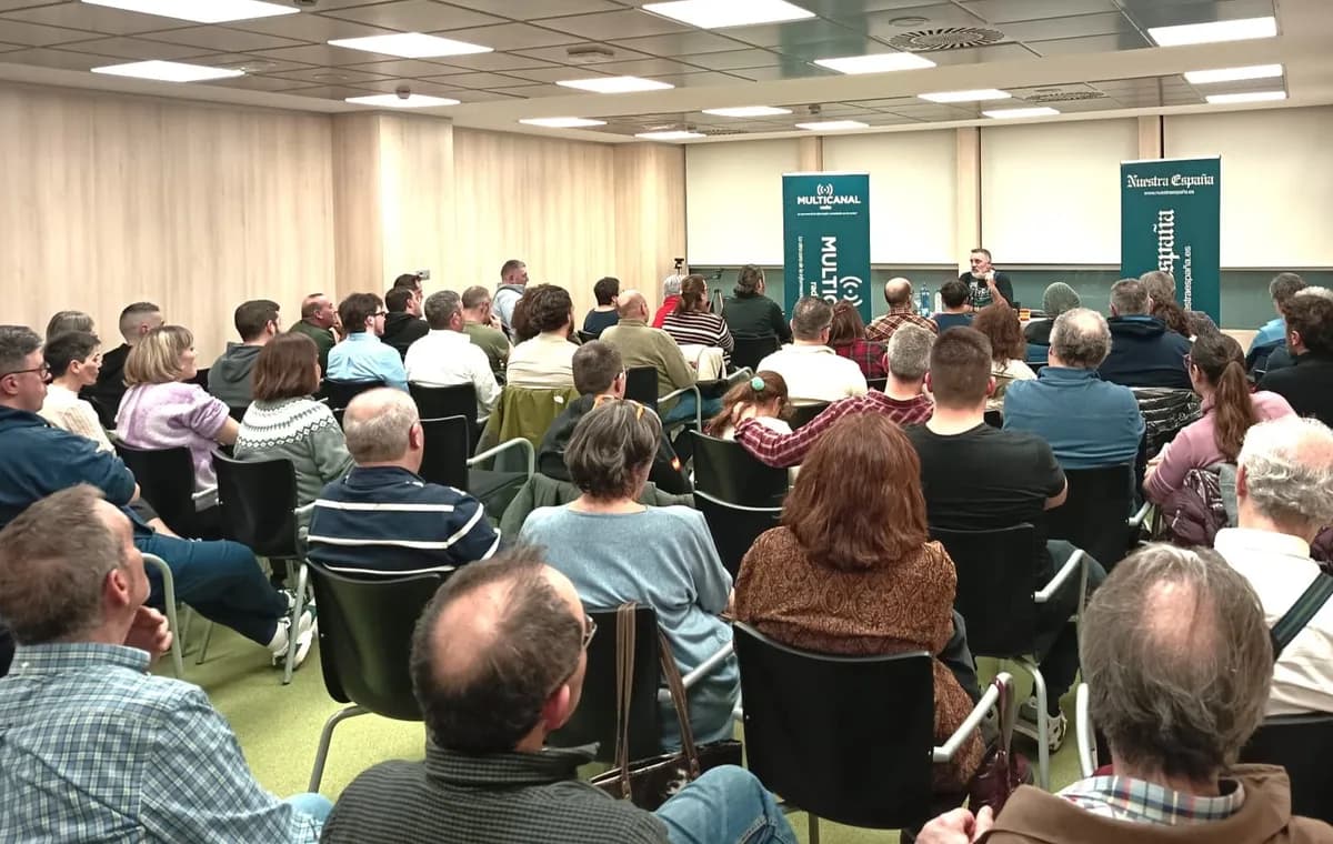 "Un Murciano Encabronao", LLENO TOTAL en su charla en Zaragoza