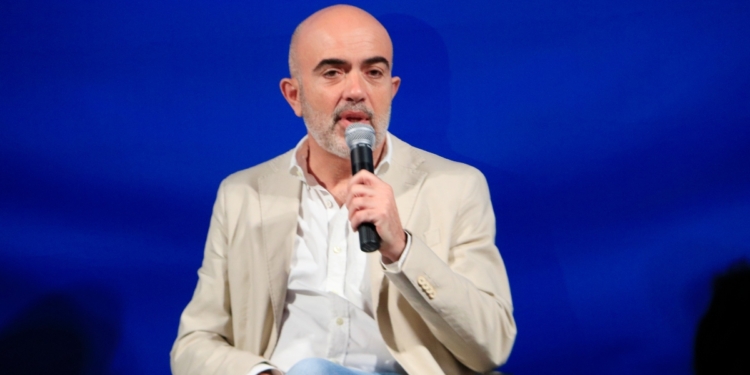 Inseguridad en Barcelona: asaltan al líder del PP de la ciudad tras una reunión sobre delincuencia