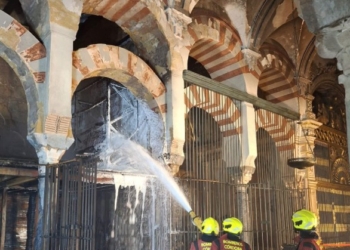 El fuego daña la Mezquita de Córdoba: Capillas y techos afectados