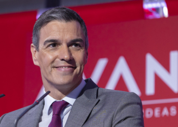 Sánchez gasta más de 200.000 euros en viajes de Falcon para visitar zonas incendiadas