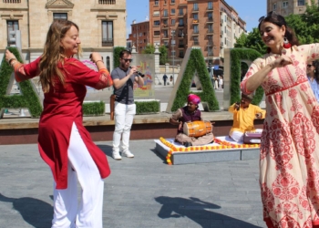 Valladolid Celebra por Todo lo Alto: Drones, Globos Aerostáticos y Estrellas de la Música para el 25º Aniversario de su Gran Feria