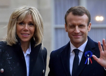 ¿Desesperación en el Elíseo? Macron recurre a fotos íntimas de Brigitte embarazada para «probar» su feminidad ante las acusaciones de Candace Owens