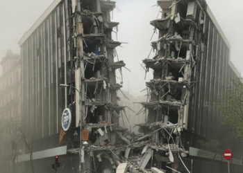 El PP, un caos que se hunde en sus propios errores