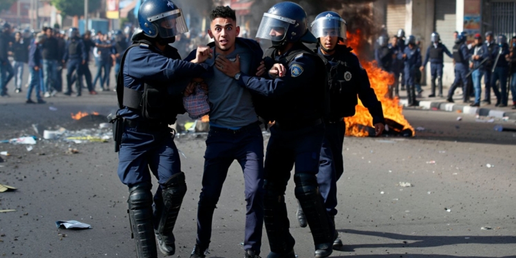 Mohamed VI tiene miedo: aumenta la represión