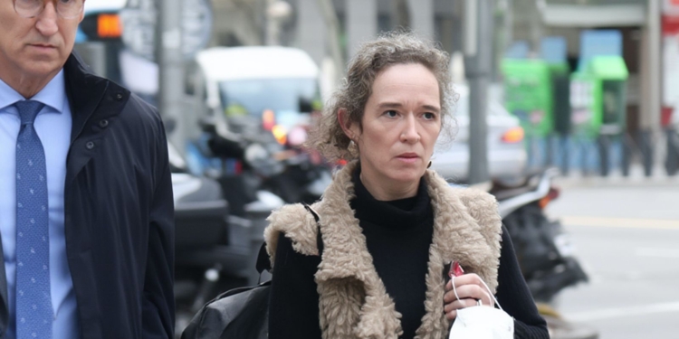 Bomba en PP: la asesora de Feijóo denunciada por corrupción y fortuna oculta