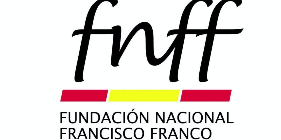 Logotipo con las letras “fnff” en negro sobre fondo claro, acompañado de una franja con los colores rojo, amarillo y rojo, y el texto “Fundación Nacional Francisco Franco” debajo.