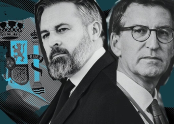 Retrato de Santiago Abascal y Alberto Núñez Feijóo en una composición gráfica con fondo del escudo de España.
