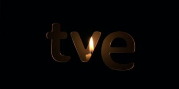 Imagen simbólica del logotipo de RTVE con una vela
