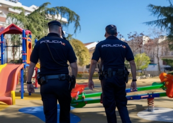 Mallorca: sudamericano detenido mientras se masturbaba en la entrada de un colegio