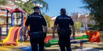 Mallorca: sudamericano detenido mientras se masturbaba en la entrada de un colegio