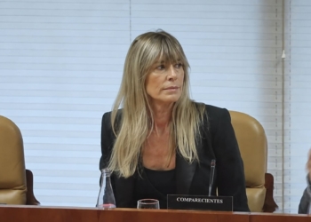 Begoña Gómez ante el juez Peinado, última hora en directo. Begoña Gómez durante una comparecencia oficial.
