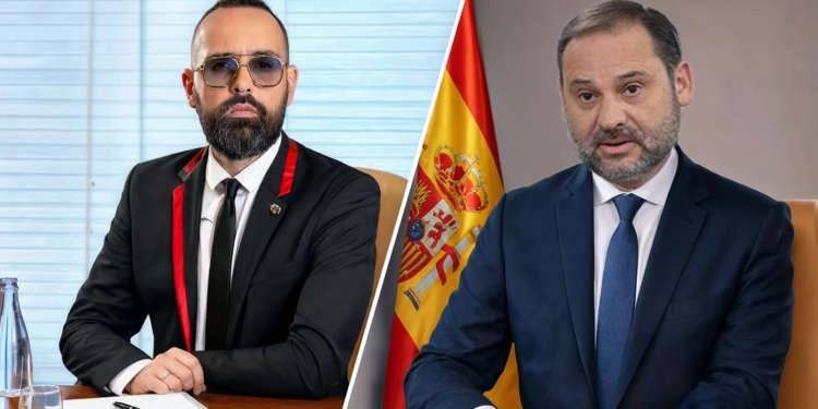 El vídeo que Risto Mejide quiere borrar de la televisión. Montaje con Risto Mejide (izquierda) y José Luis Ábalos (derecha).